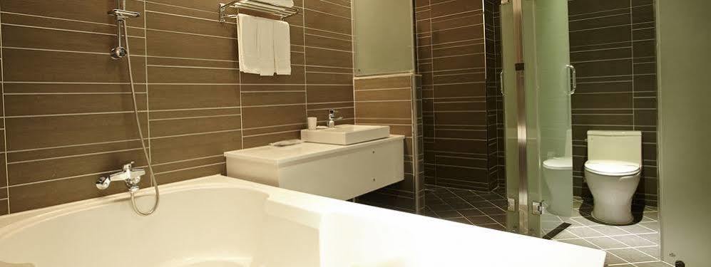 CS Premier Hotel Anyang Extérieur photo