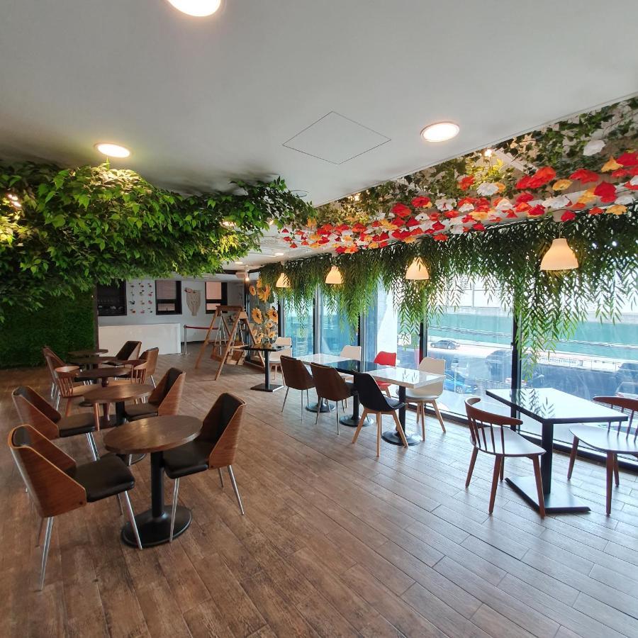 CS Premier Hotel Anyang Extérieur photo